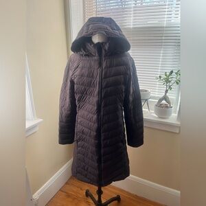 Patagonia Women’s black hooded long down puffer full zip jacket size M